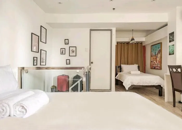 L1 Twin Bed Staycation In Bonifacio Global City 9