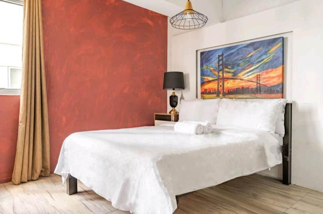 L1 Twin Bed Staycation In Bonifacio Global 9 *