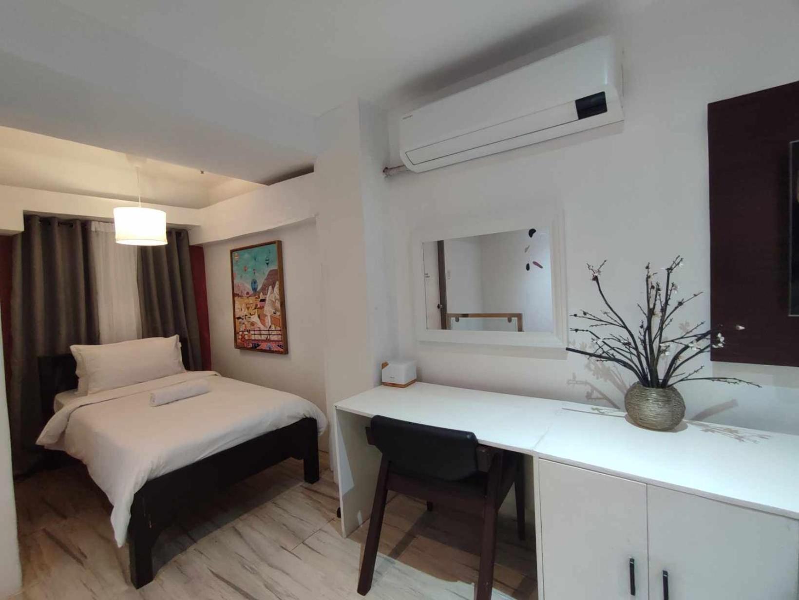 L1 Twin Bed Staycation In Bonifacio Global 9